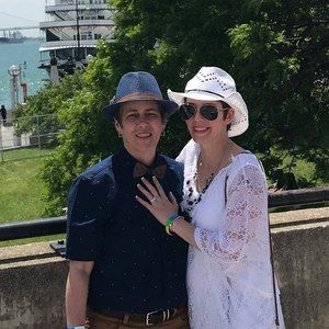 Meet your Posher, Holly